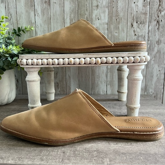 Sperry Tan Leather Slip-On Mules Shoes Almond Toe Womens Size 9.5 - Picture 4 of 8